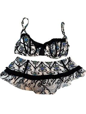 Betsey Johnson Vintage Y2K Floral Skirt Bikini Set T/B = D/Small